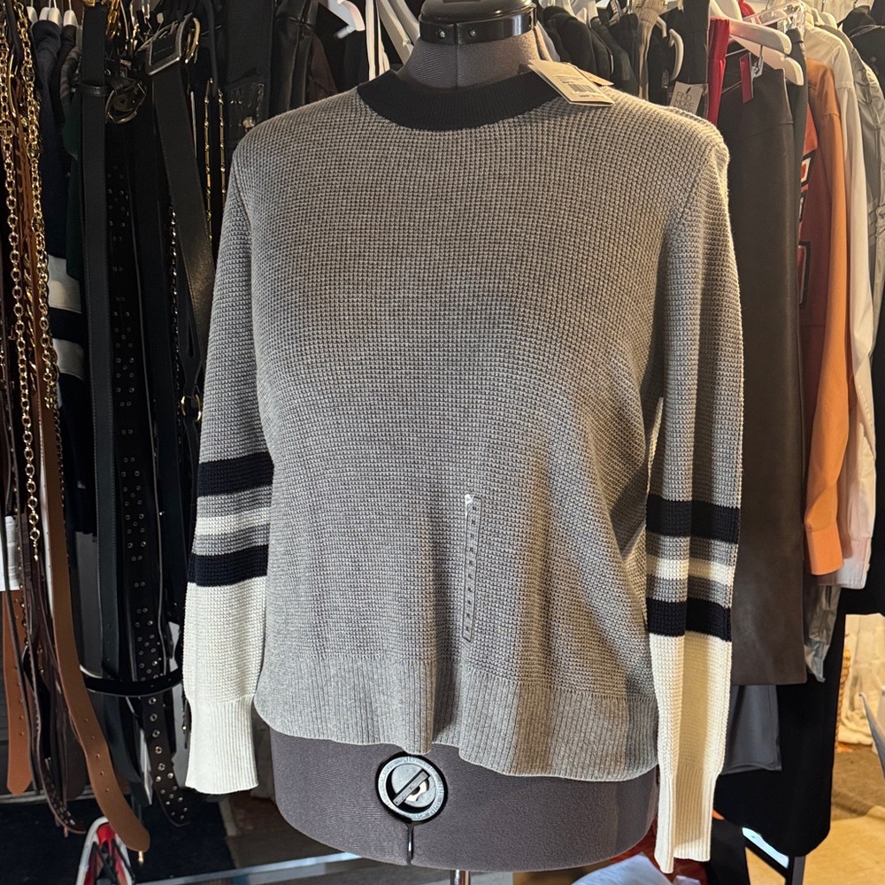 Faherty Women’s Gray and Black Crew Neck Sweater XL NWT